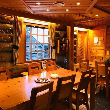 Vuorikelo 2* Muurame